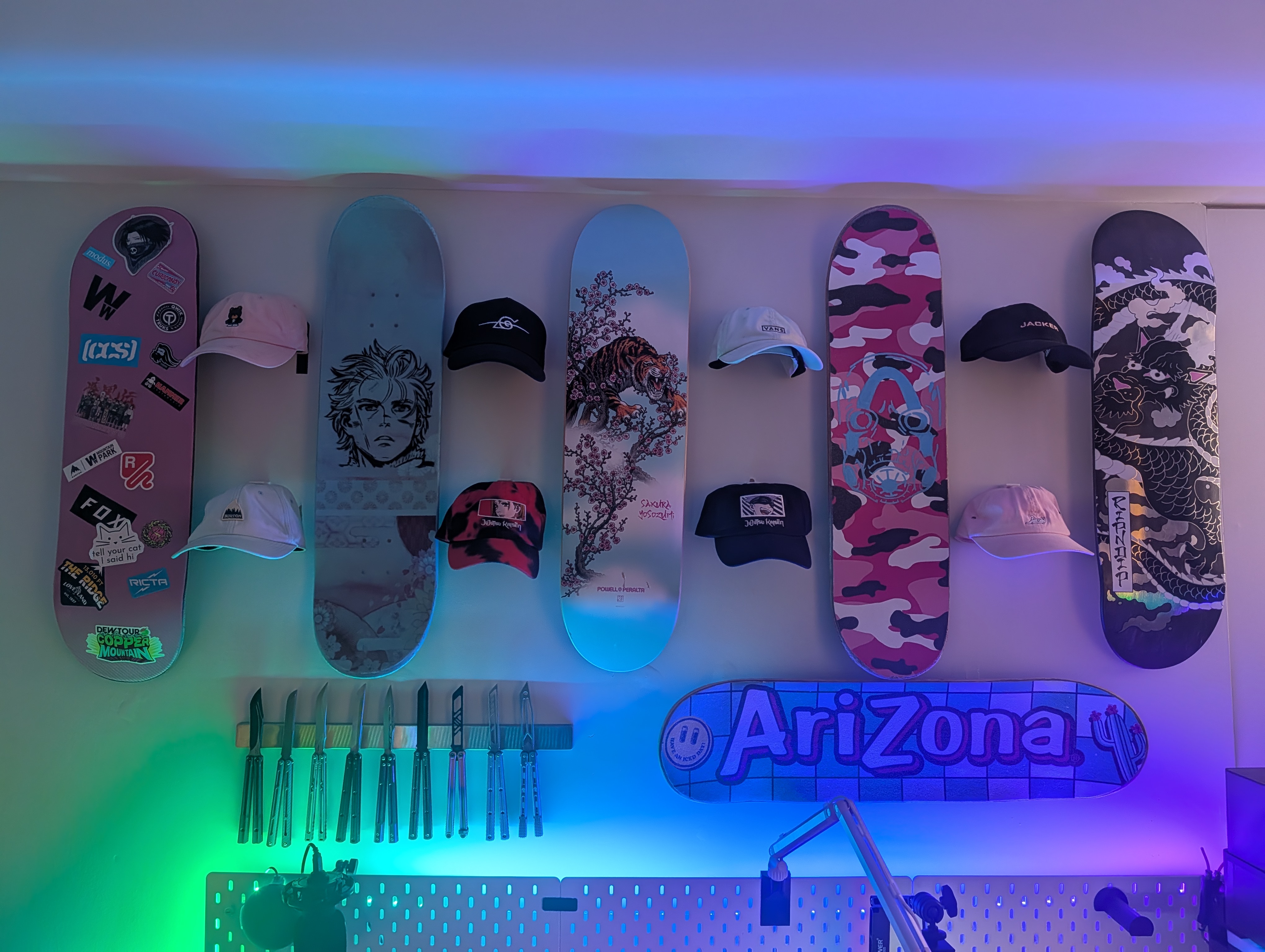 Board & Hat Display thumbnail